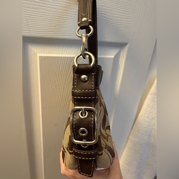 Vintage Coach Dark Brown and Tan Shoulder Bag - Picture 2 of 10